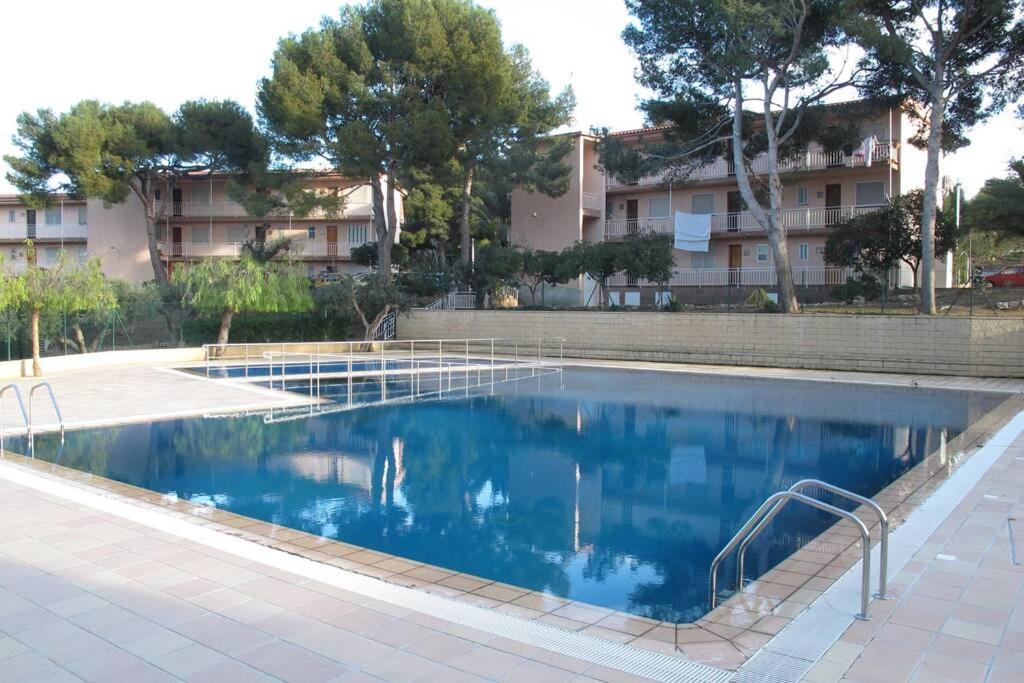 Apartment In Front Of Arrabassada Beach Tarragona Eksteriør billede