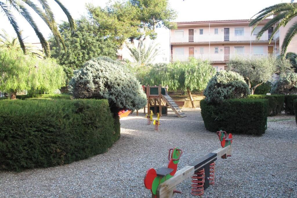 Apartment In Front Of Arrabassada Beach Tarragona Eksteriør billede